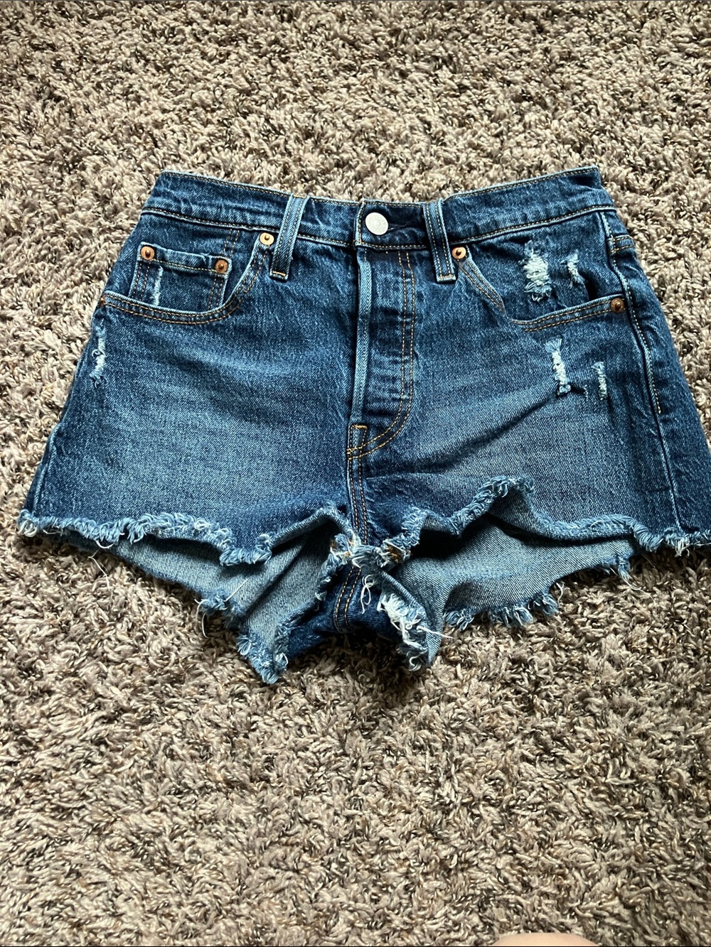 Levi high waisted shorts